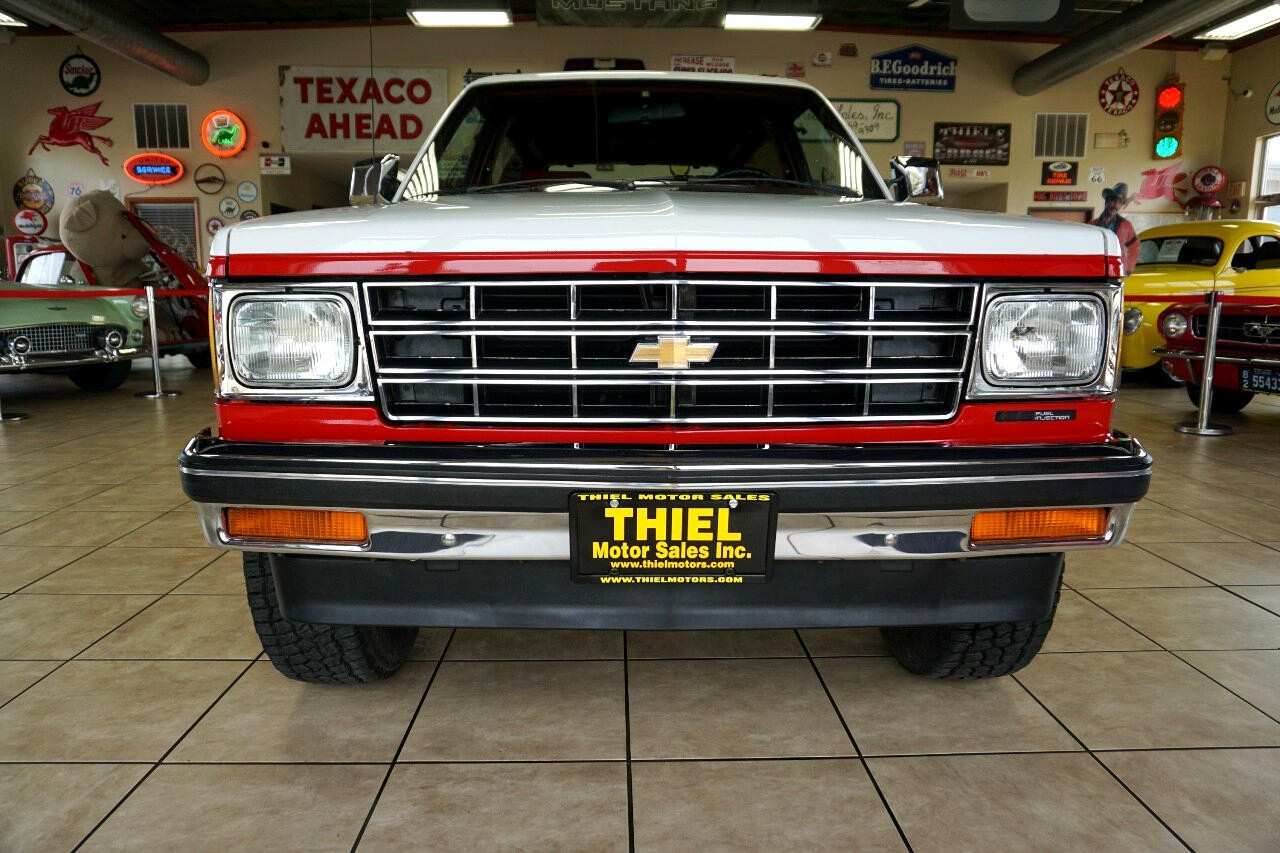 Chevrolet-S10-Blazer-1987-SUV-11