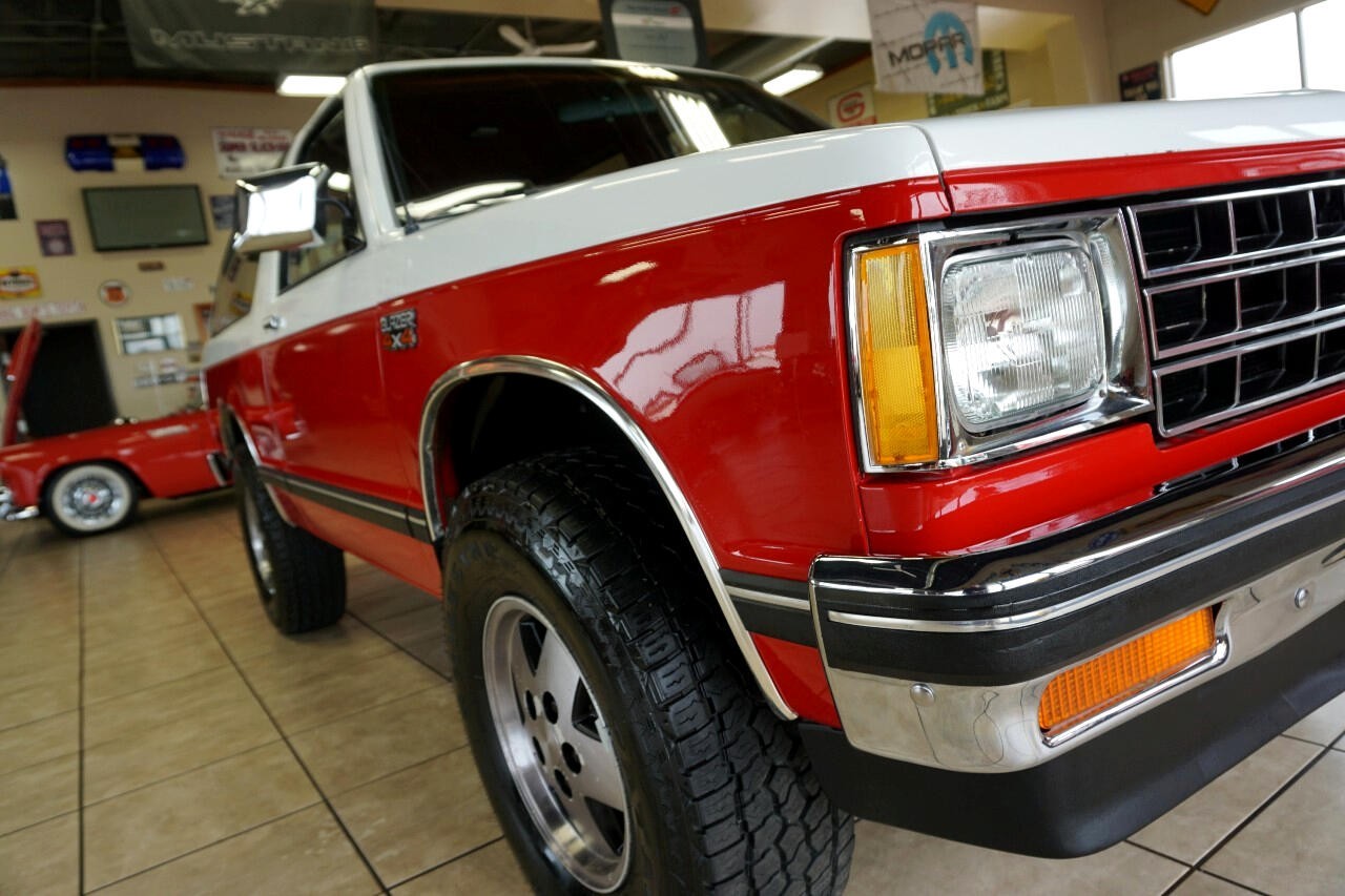 Chevrolet-S10-Blazer-1987-SUV-12
