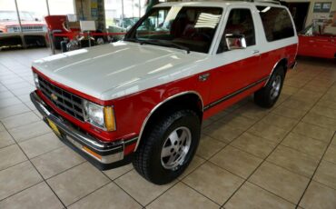 Chevrolet-S10-Blazer-1987-SUV-2
