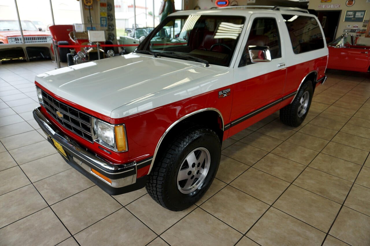 Chevrolet-S10-Blazer-1987-SUV-2