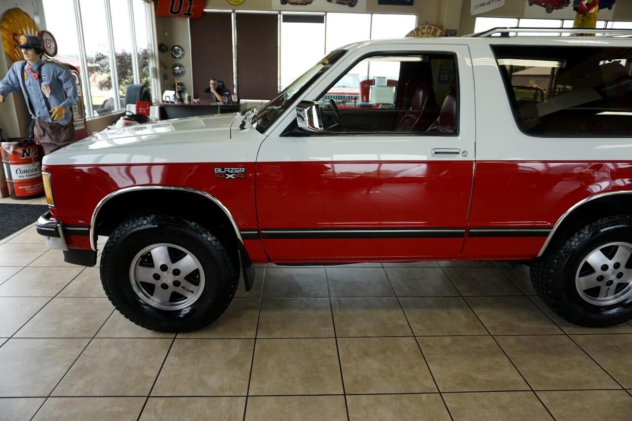Chevrolet-S10-Blazer-1987-SUV-36