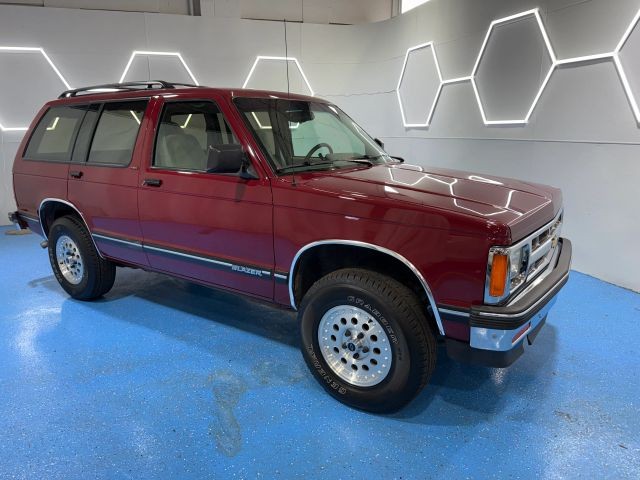 Chevrolet-S10-Blazer-1994-SUV-1