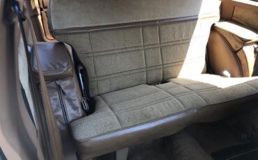 Chevrolet-S10-blazer-1988-White-Beige-12