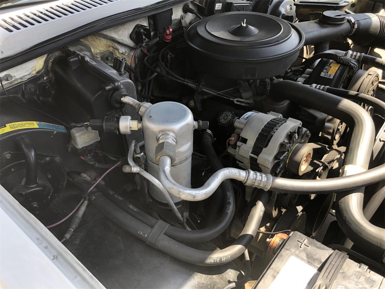 Chevrolet-S10-blazer-1988-White-Beige-14