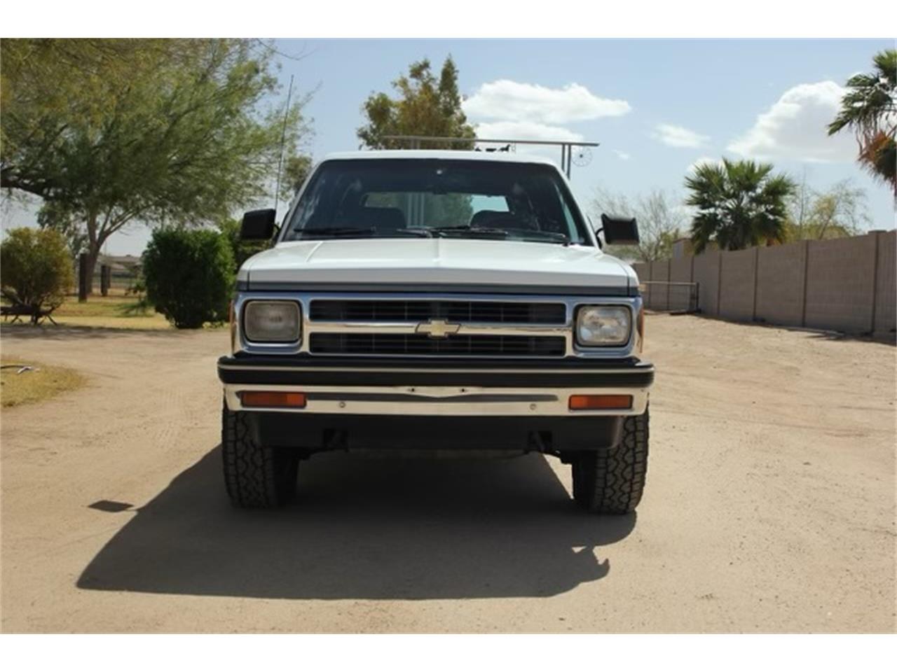 Chevrolet-S10-blazer-1991-2-tone-WhiteGray-Gray-1