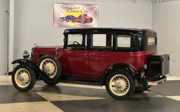 Chevrolet-Sedan-1931-Burgundy-Black-Tan-1