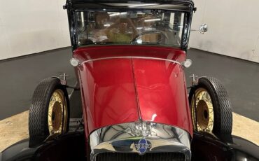 Chevrolet-Sedan-1931-Burgundy-Black-Tan-29