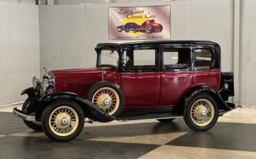 Chevrolet-Sedan-1931-Burgundy-Black-Tan-33
