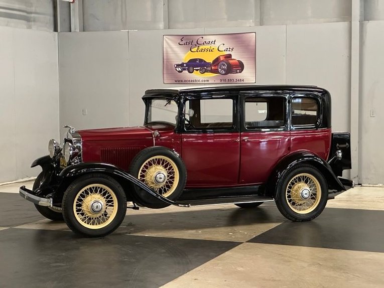 Chevrolet-Sedan-1931-Burgundy-Black-Tan-33