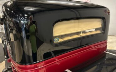 Chevrolet-Sedan-1931-Burgundy-Black-Tan-6