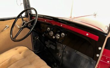 Chevrolet-Sedan-1931-Burgundy-Black-Tan-9