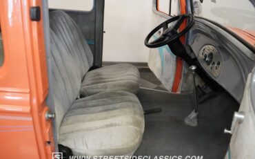 Chevrolet-Sedan-1934-Peach-Gray-24