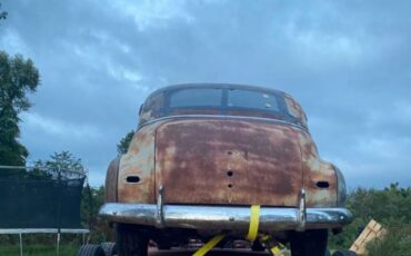 Chevrolet-Sedan-1948-5