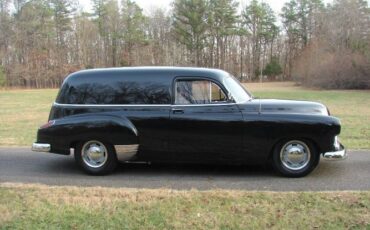 Chevrolet-Sedan-delivery-1952-Black-1