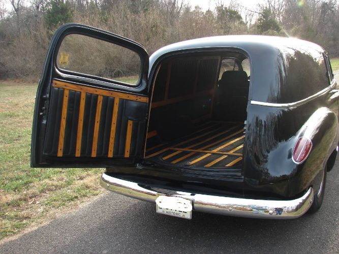 Chevrolet-Sedan-delivery-1952-Black-4