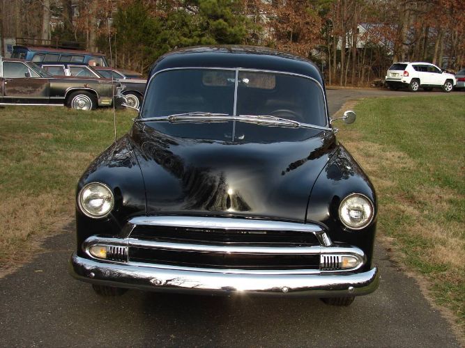 Chevrolet-Sedan-delivery-1952-Black