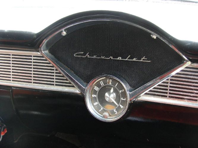 Chevrolet-Sedan-delivery-1956-Red-14