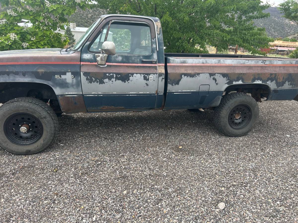 Chevrolet-Silverado-1500-1987