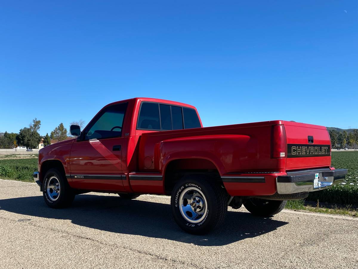 Chevrolet-Silverado-1500-1992-red-23