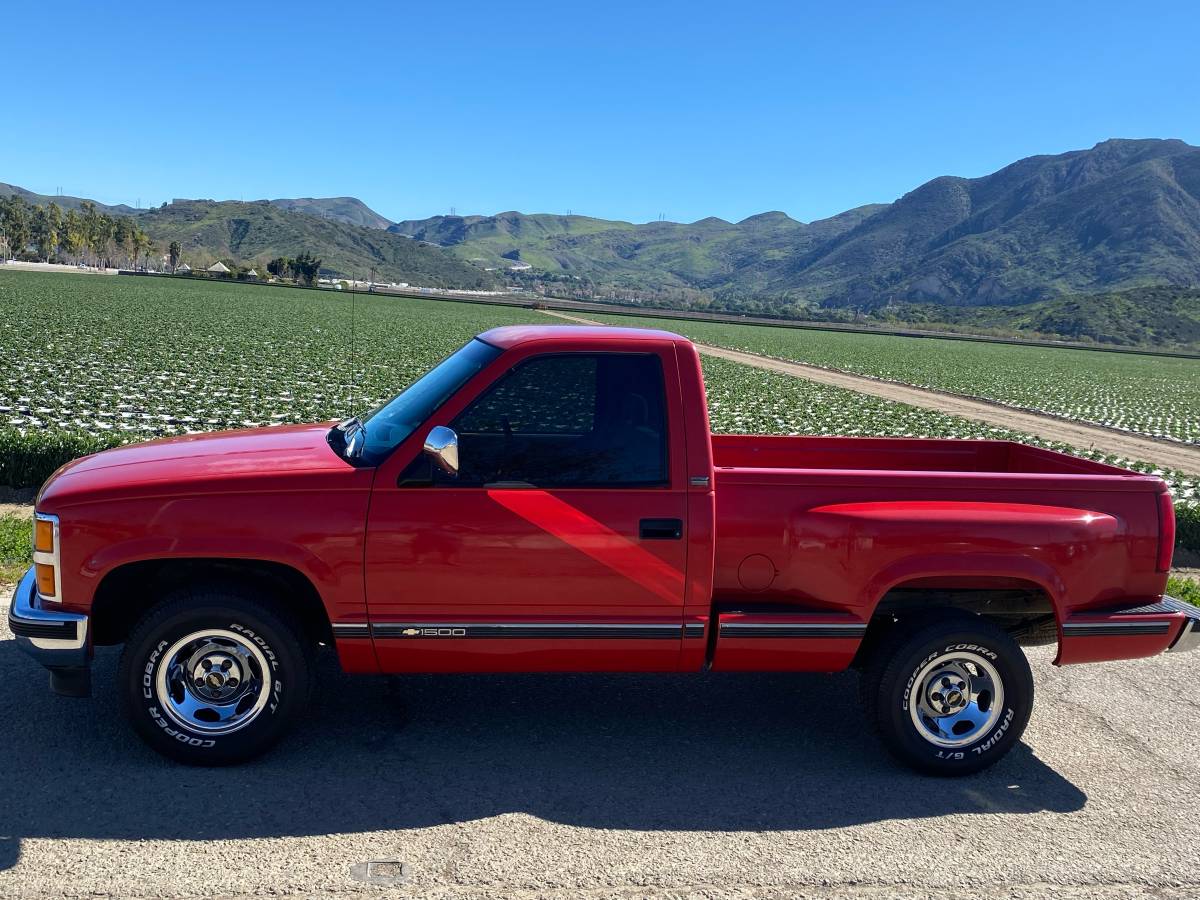 Chevrolet-Silverado-1500-1992-red-35