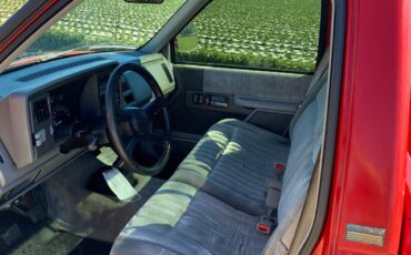 Chevrolet-Silverado-1500-1992-red-9