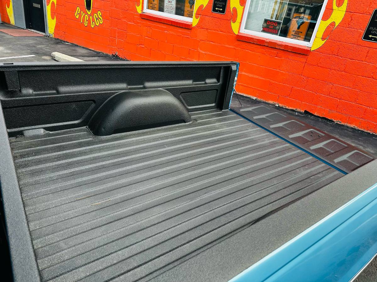 Chevrolet-Silverado-1500-1994-blue-14