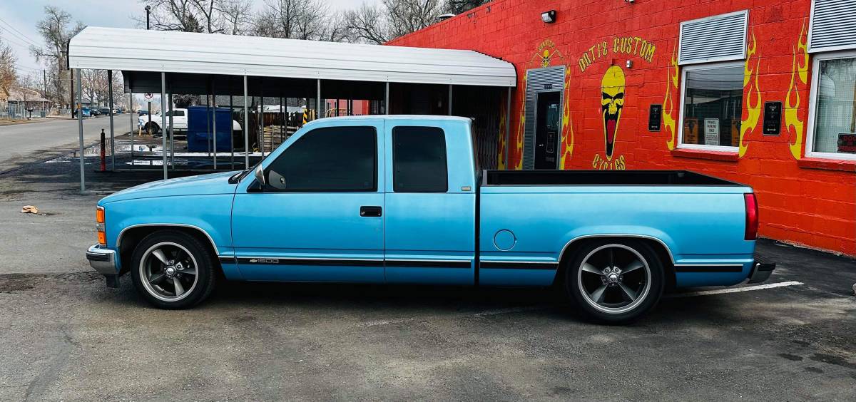 Chevrolet-Silverado-1500-1994-blue-2