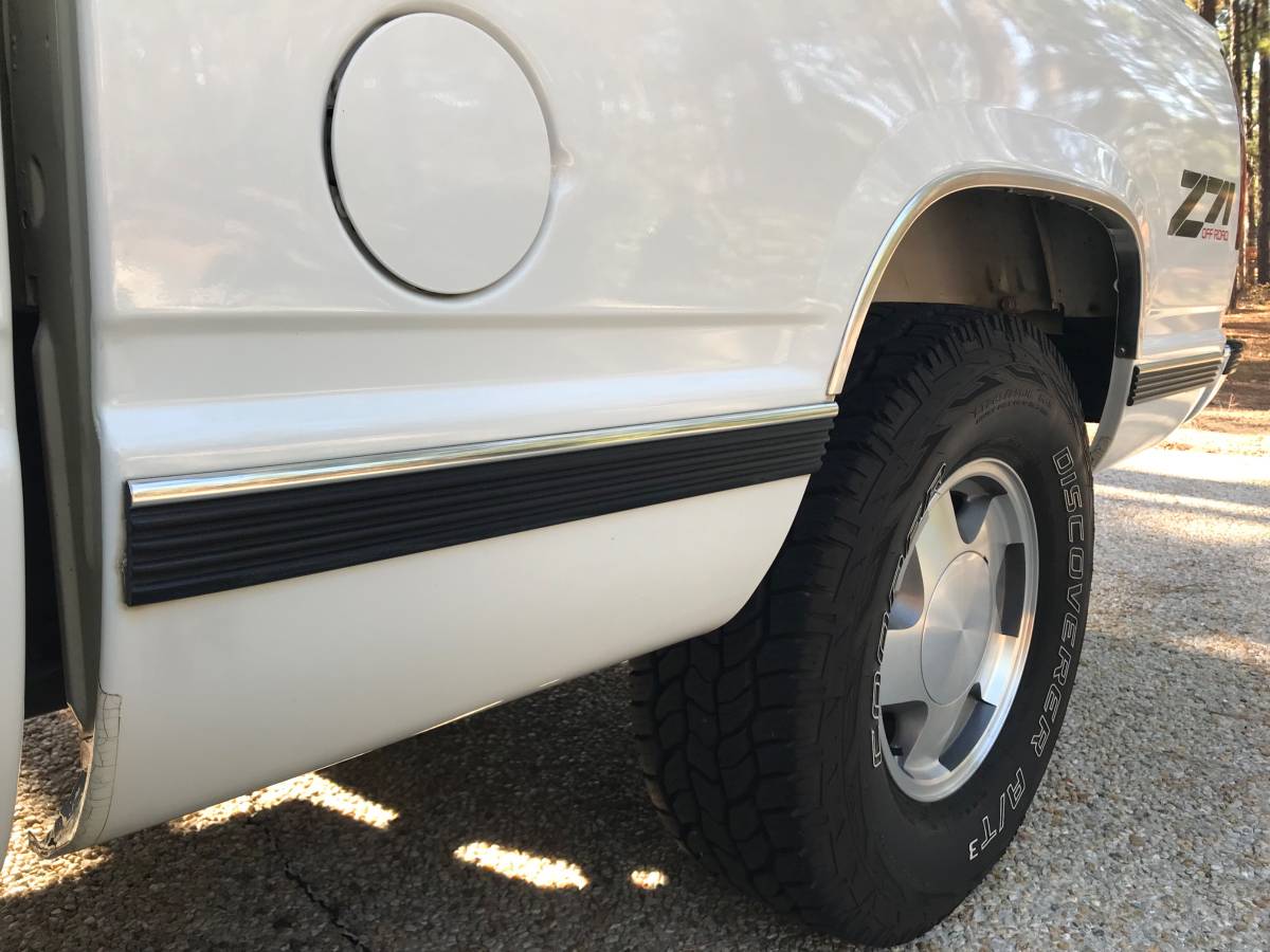 Chevrolet-Silverado-1500-1994-white-16
