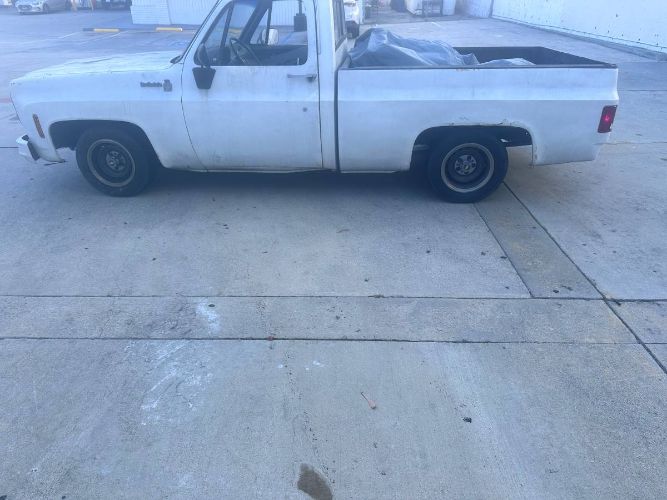 Chevrolet-Silverado-1975-White-4