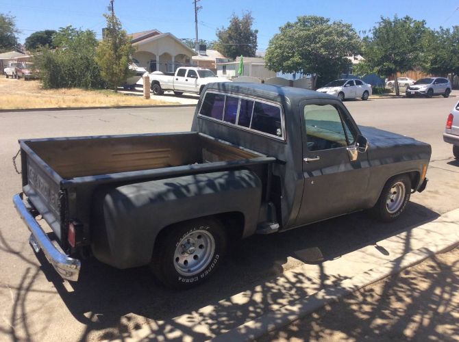 Chevrolet-Silverado-1978-Gray