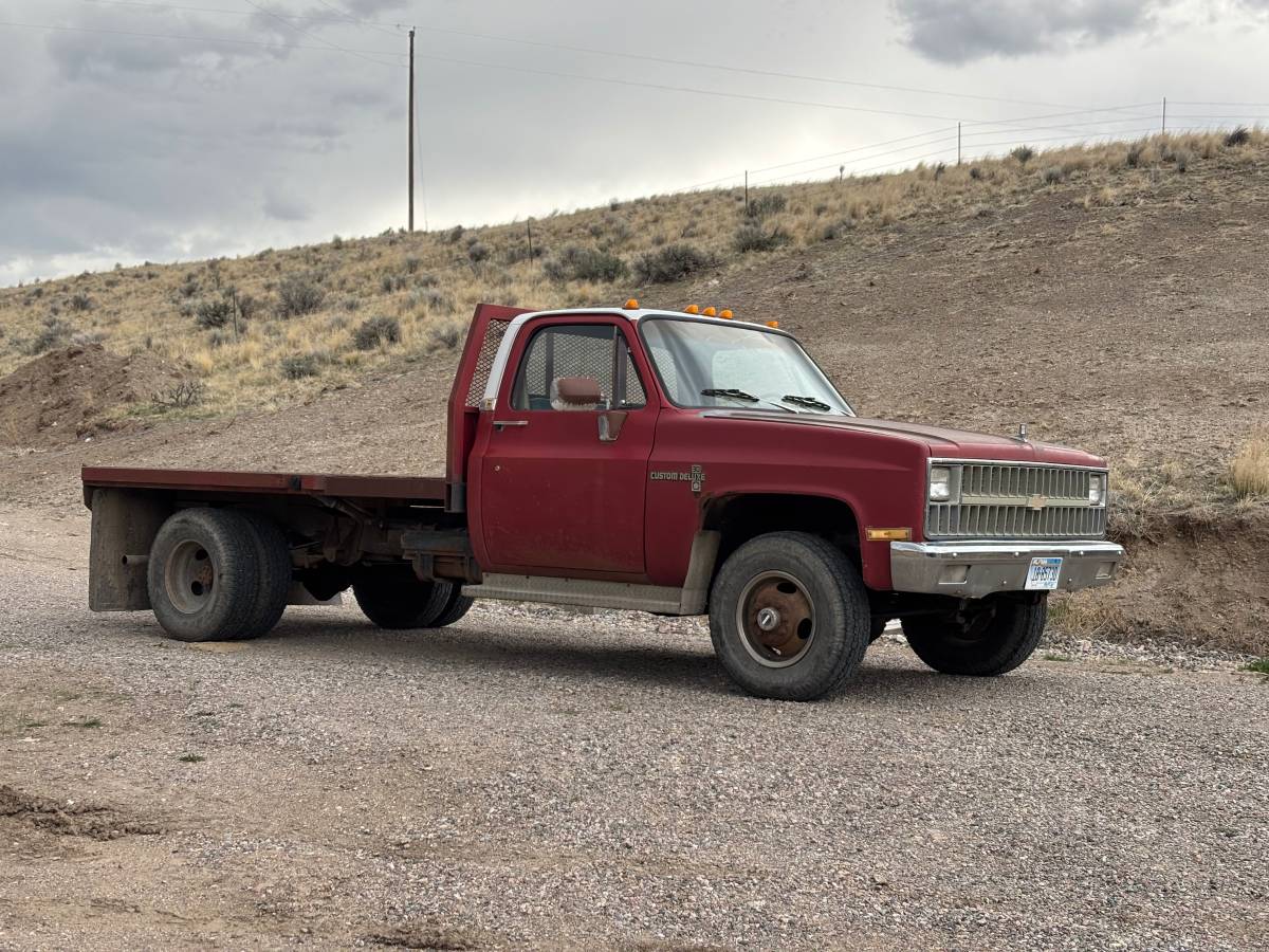 Chevrolet-Silverado-1982-red-1