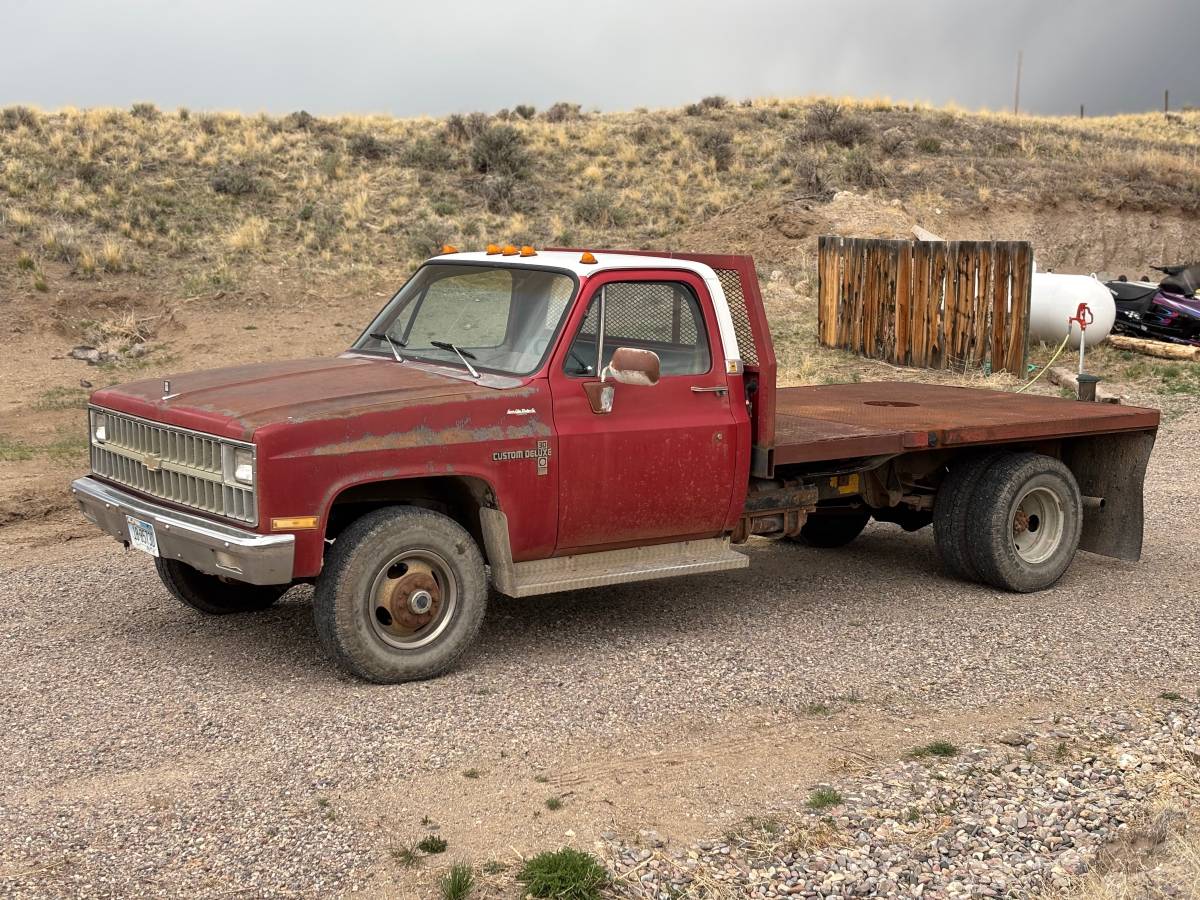 Chevrolet-Silverado-1982-red