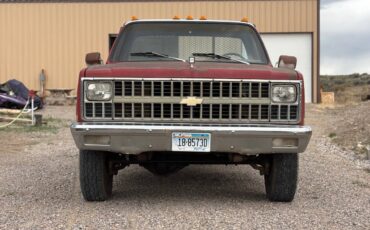 Chevrolet-Silverado-1982-red-2