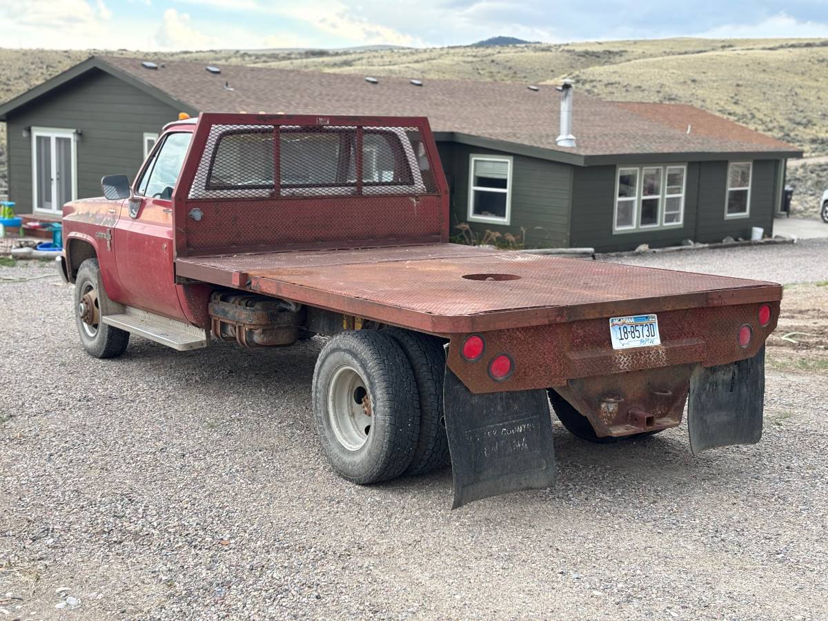 Chevrolet-Silverado-1982-red-3