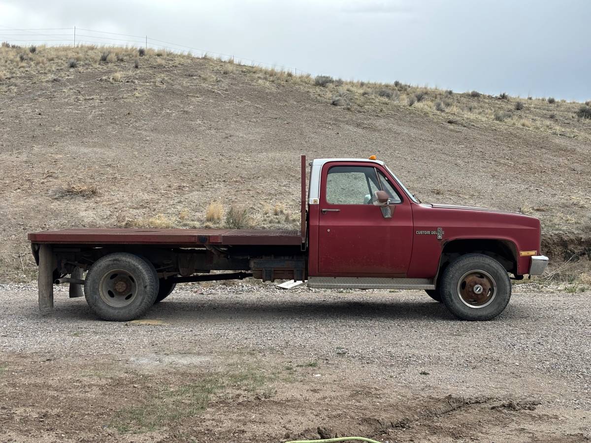 Chevrolet-Silverado-1982-red-6