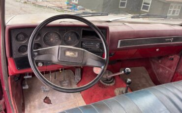 Chevrolet-Silverado-1982-red-8