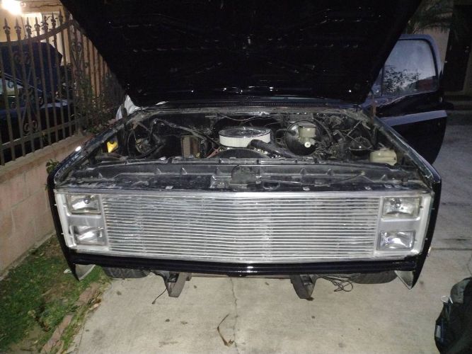 Chevrolet-Silverado-1984-Black-2
