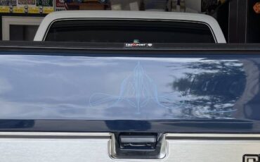 Chevrolet-Silverado-1984-Custom-3