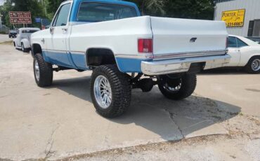 Chevrolet-Silverado-1984-white-3