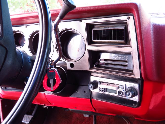 Chevrolet-Silverado-1985-10