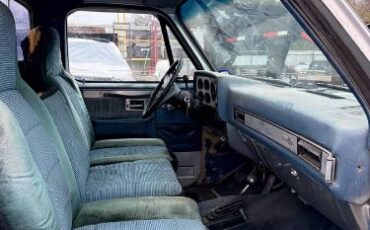 Chevrolet-Silverado-1985-12