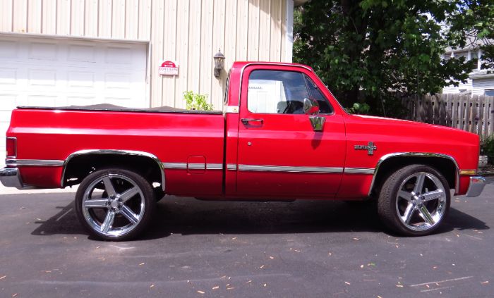 Chevrolet-Silverado-1985-19