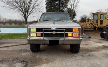 Chevrolet-Silverado-1985-3