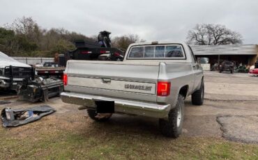 Chevrolet-Silverado-1985-4