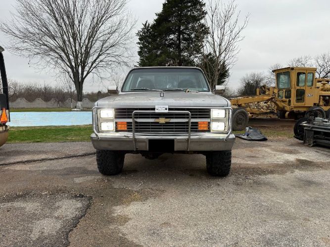 Chevrolet-Silverado-1985-5