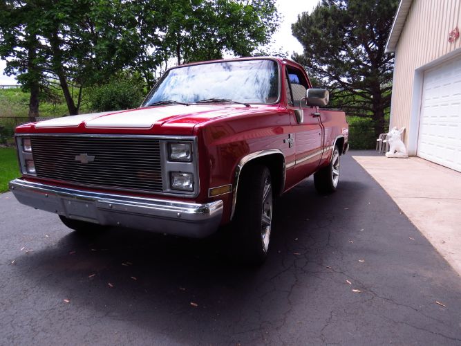 Chevrolet-Silverado-1985-8