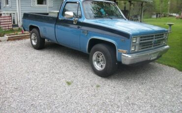 Chevrolet-Silverado-1985-Blue-3