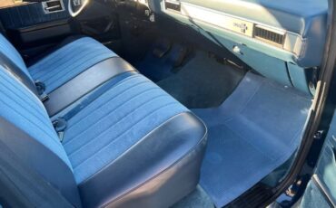 Chevrolet-Silverado-1985-Blue-Blue-8