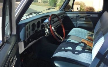 Chevrolet-Silverado-1987-White-12
