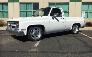 Chevrolet-Silverado-1987-White